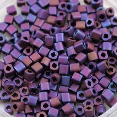 Toho Cube - 2 mm - Metallic Navy Iris - #82