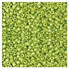   Toho Treasure 11/0 - Opaque Lustered Sour Apple - #131 - 5 gr