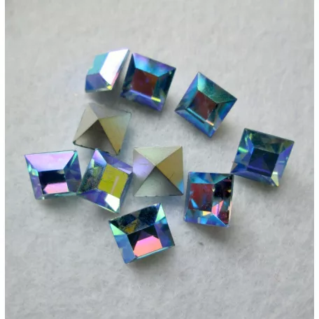 Swarovski kristály négyzet alakú kő - 8 mm - light sapphire AB