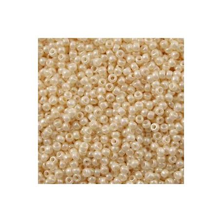 Toho 11/0 - #51 -  Opaque Light Beige - 10 gr