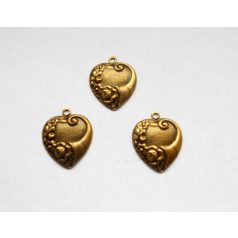 Sárgaréz  szív veret - 20 x 16 mm - 1 db