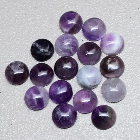 Amethyst cabochon 12 mm