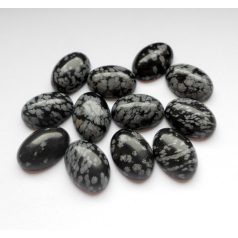 Hópehely obszidián kaboson - 18x13 mm