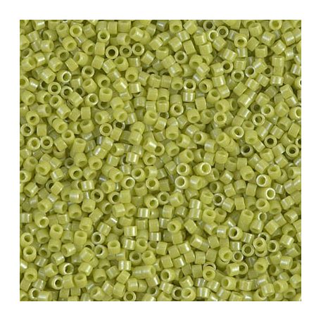 Delica 11/0 -  DB0262 - Opaque Chartreuse Luster  - 5 gr