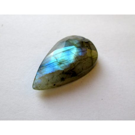 Labradorit kaboson 26x16 mm -  fazettált csepp - F13