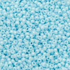 Toho 15/0 - #124 - Opál lüszteres Halvány kék   - 5 gr