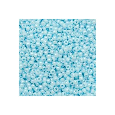 Toho 15/0 - #124 - Opál lüszteres Halvány kék   - 5 gr