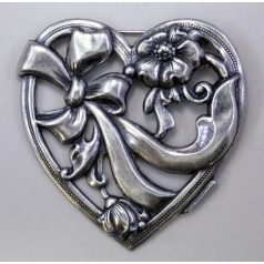 Ezüst virágos szív medál - 36x36 mm - matt